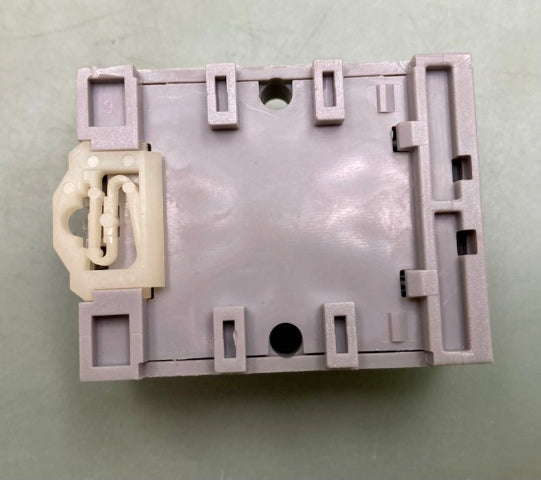 Time Mark 51012001 8 pin socket w/P.C. Din Rail Mountable New Genuine