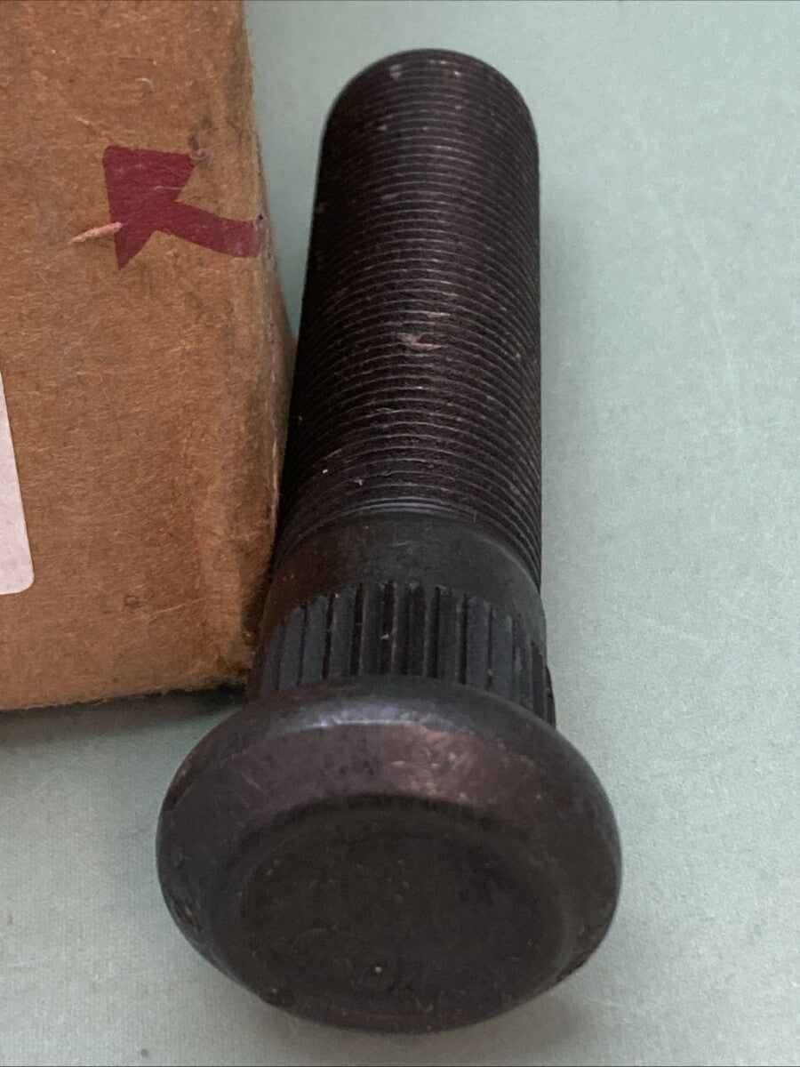 QTY 4 New Genuine Meritor 09001989 Wheel Stud RH Thread