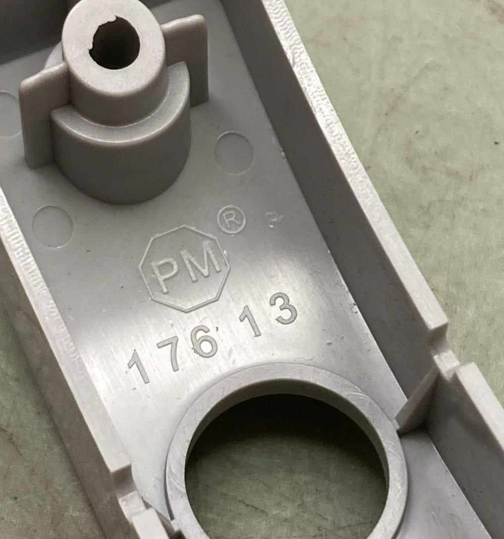New Replaces Peterson B176-13 Side Marker Surface Mount