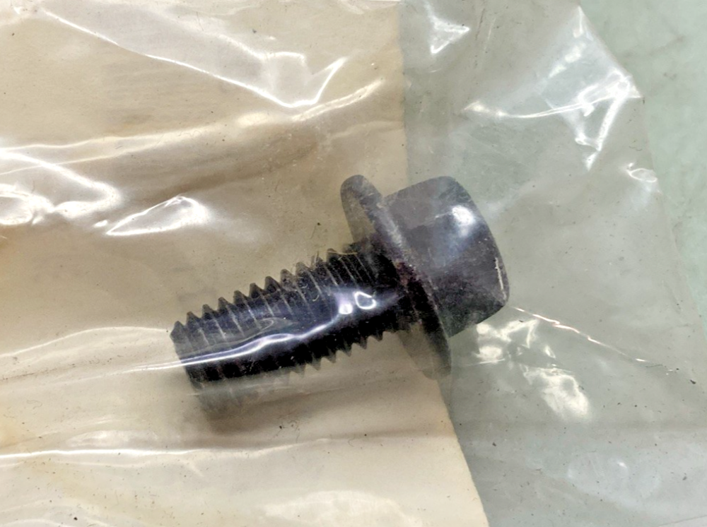 Qty 2 New Genuine Volvo 984733 Flange Screw