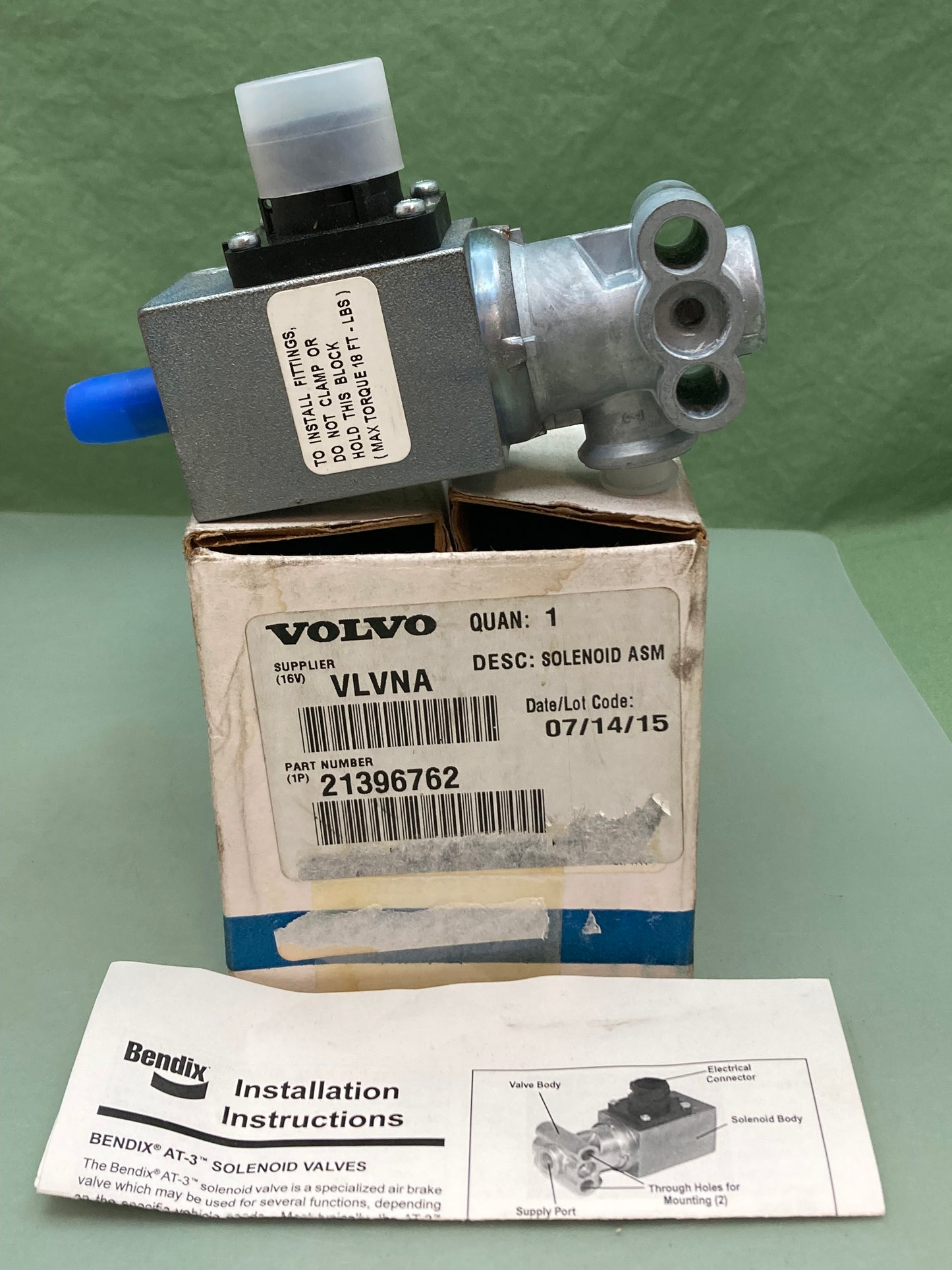 New Genuine Bendix Volvo 21396762 SOLENOID VALVE