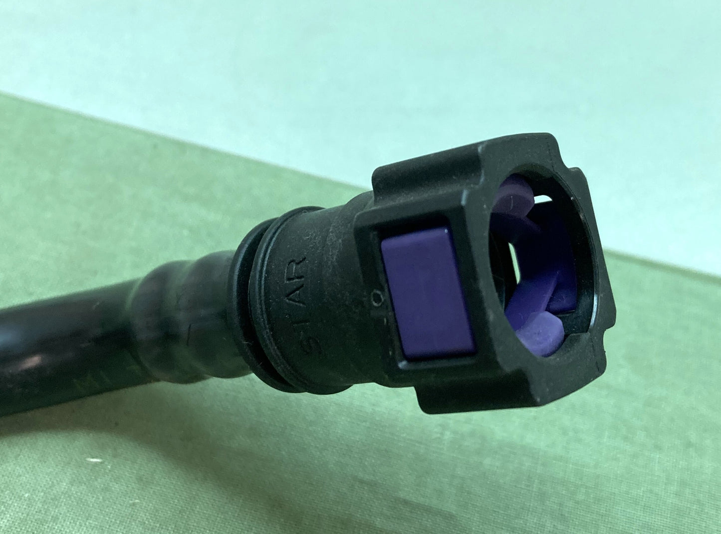 New Genuine Volvo 21305286 Multi-Purpose Hose Transmission Vent