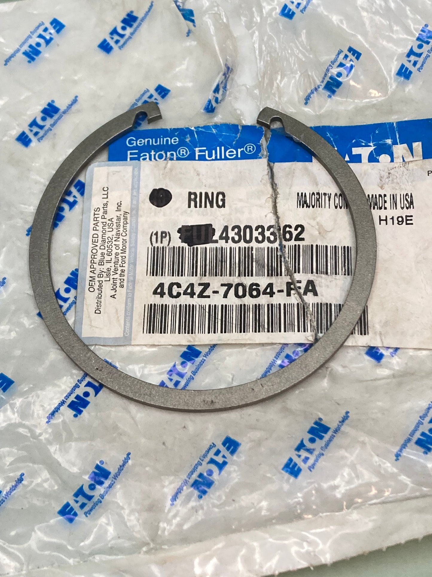 New Genuine Eaton 4303362 Manual Transmission Gear Snap Ring