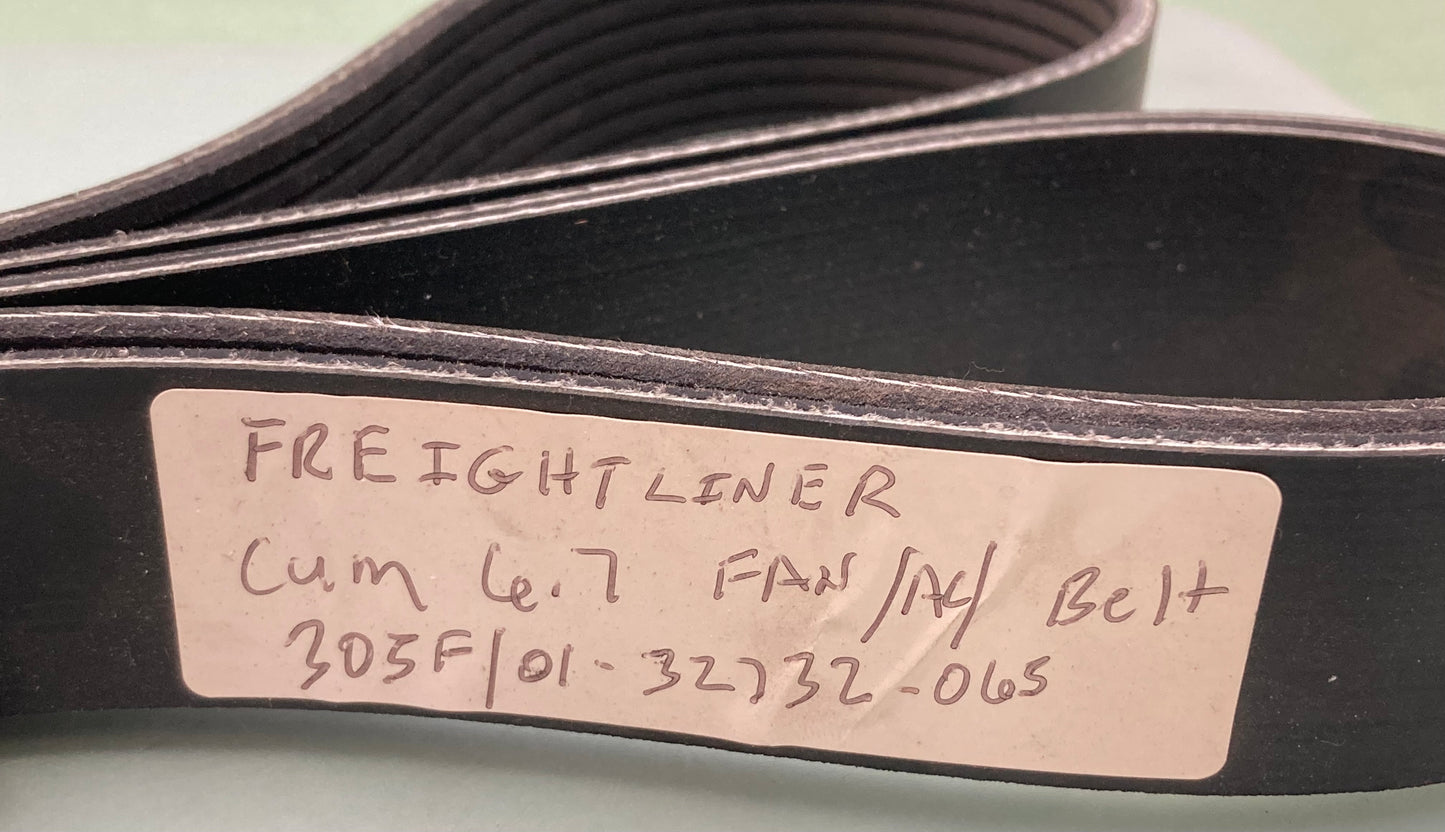New Replaces Freightliner 01-32732-065 Accessory Drive Belt