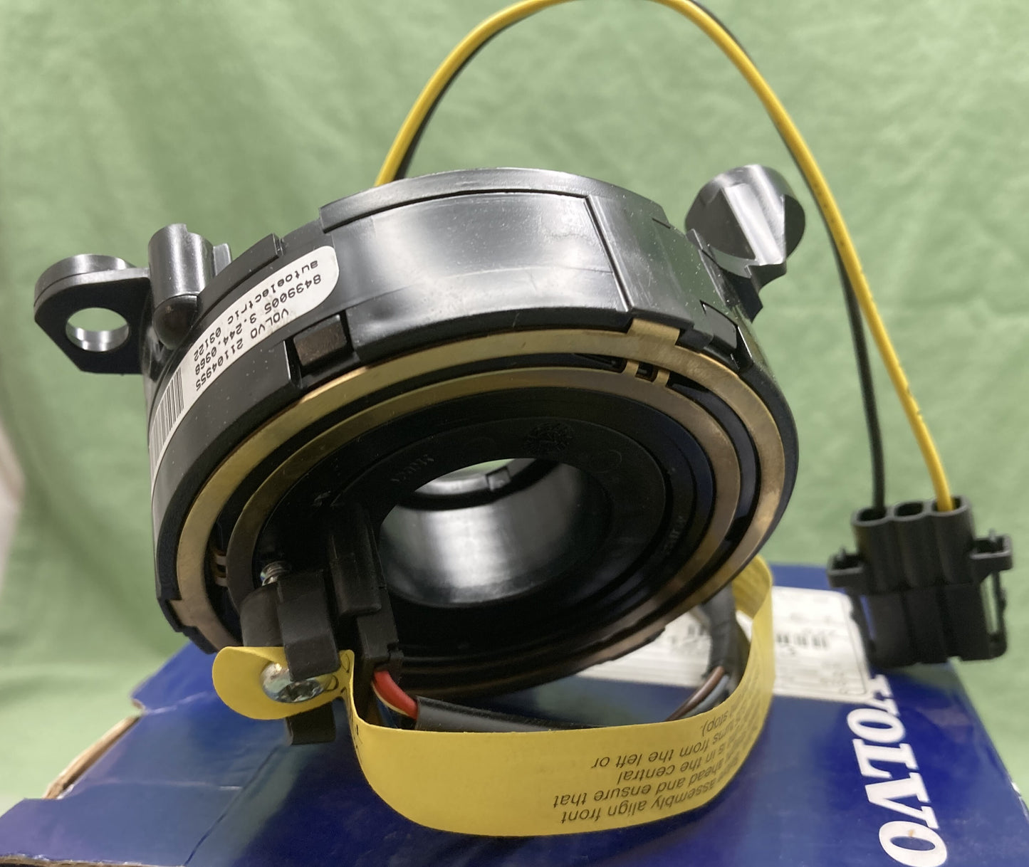 New Genuine Volvo 21104955 CONTACT REEL