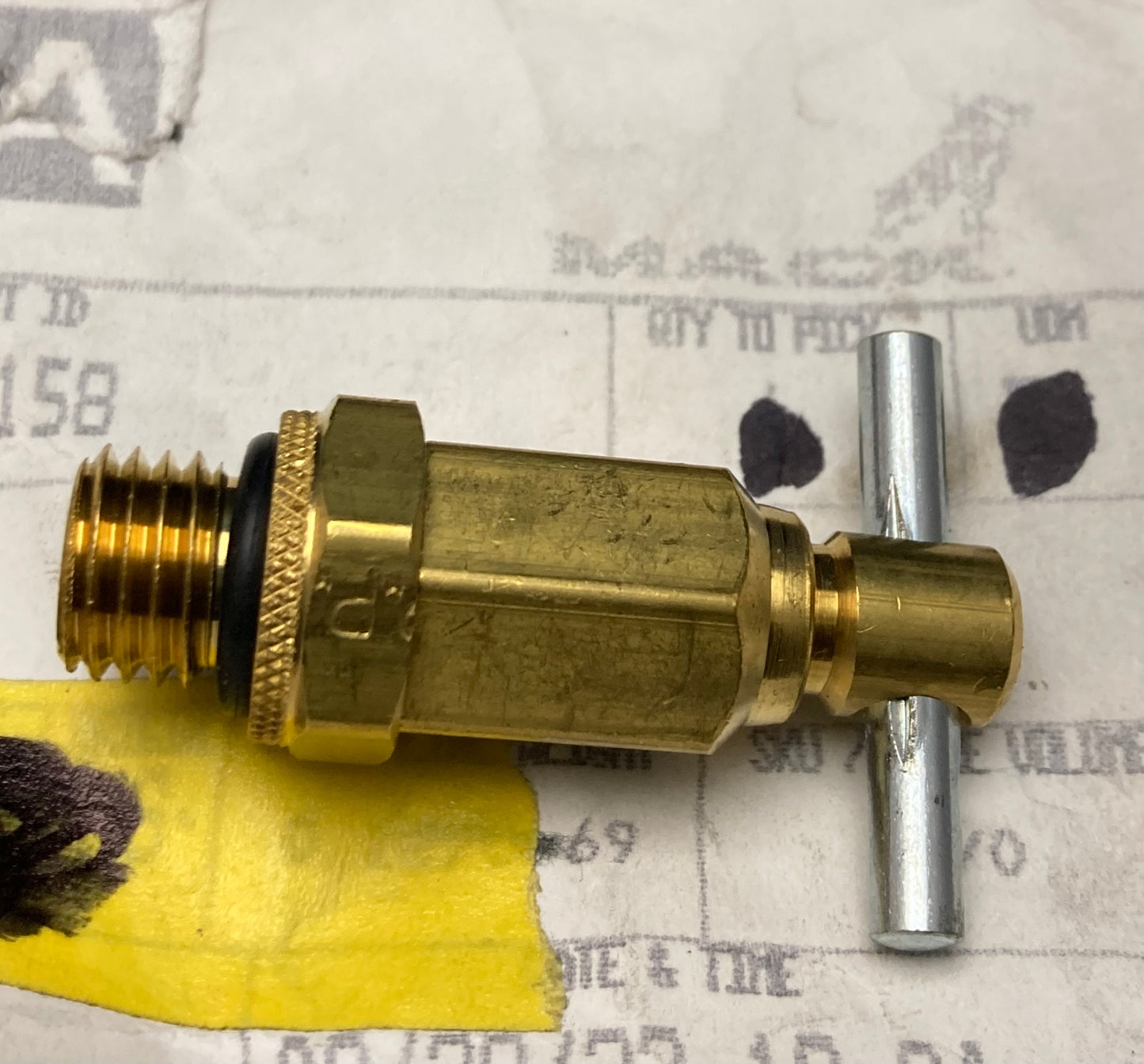 New Genuine Mack 23038158 Engine Oil Drain Valve