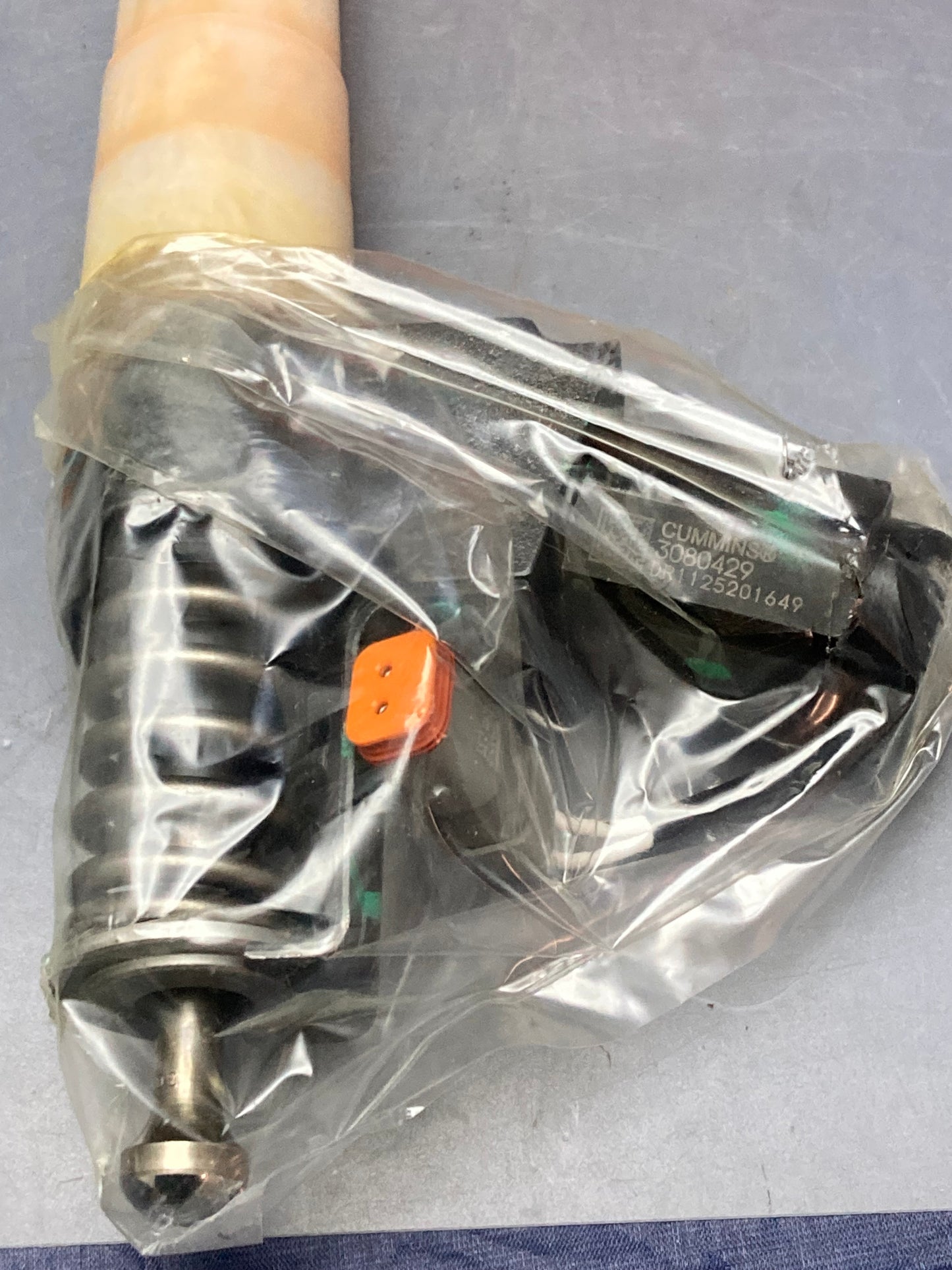 Remanufactured Genuine Cummins 3411765PX Fuel Injector