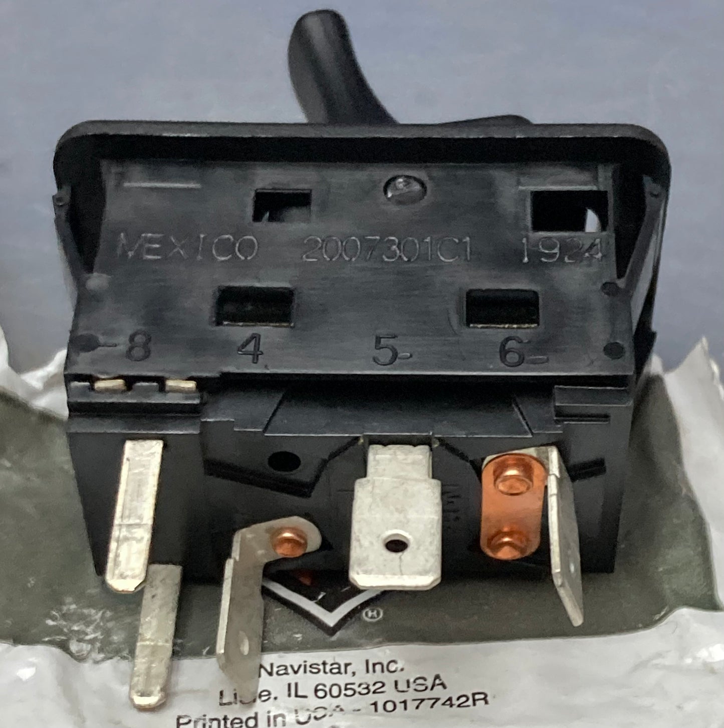 New Genuine International 2007301C1 Heated Mirror Toggle Switch