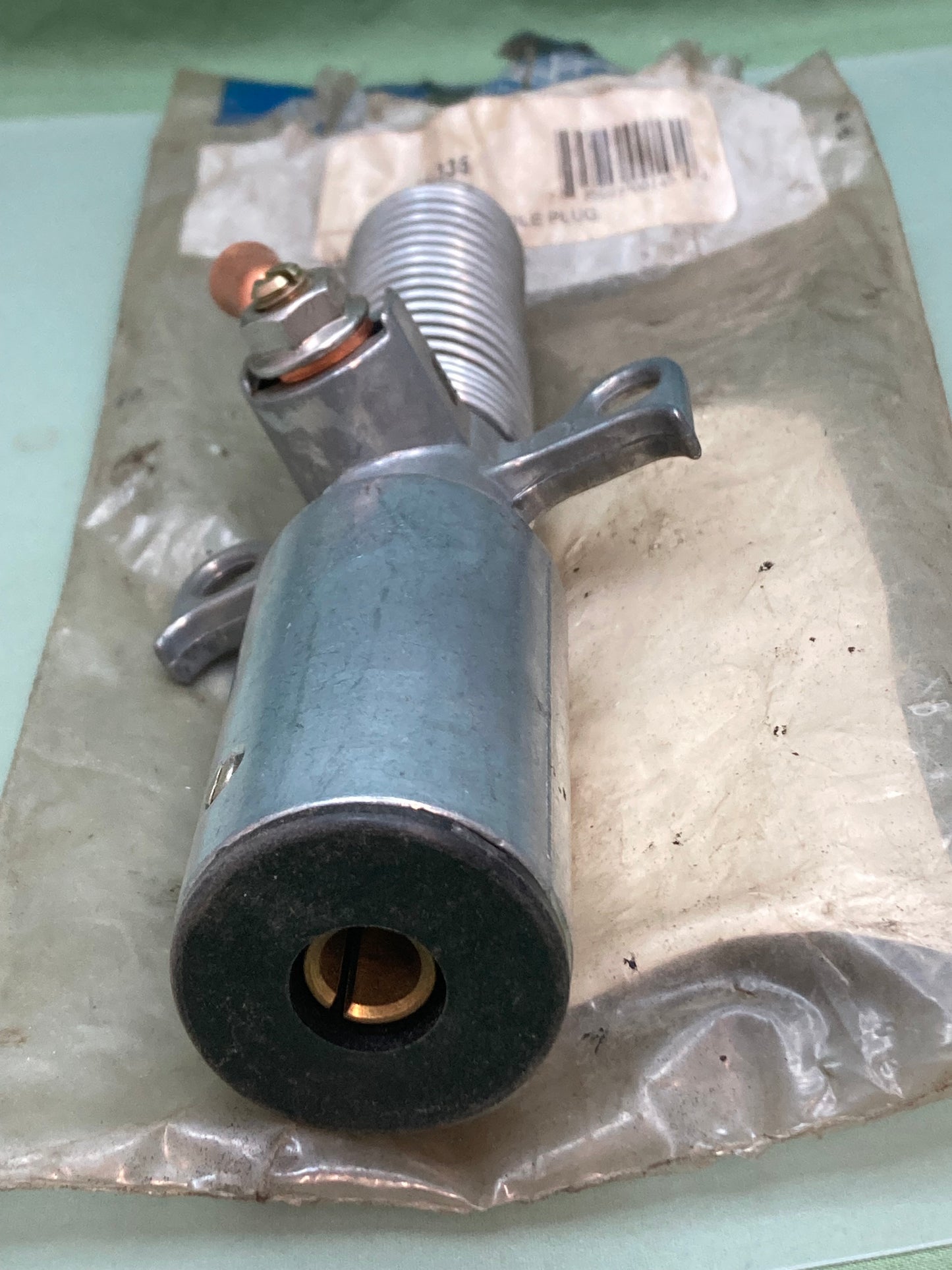 New Genuine Phillips 15-335 Single Pole Plug Only