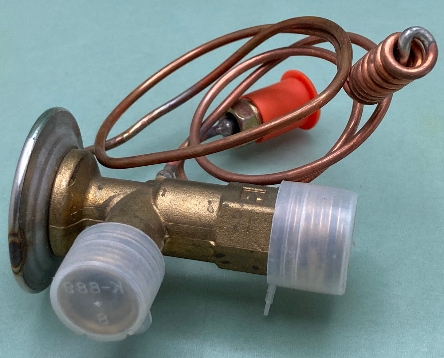 New Genuine International 1691469C2 Valve, Expansion