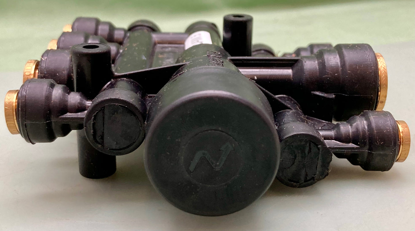 New Genuine Volvo 24112715 Air Brake Control Manifold