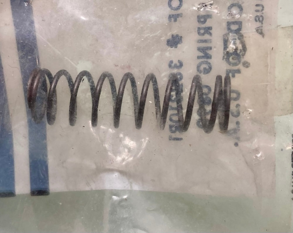 CNH Industrial 382310R1 Spring New Genuine