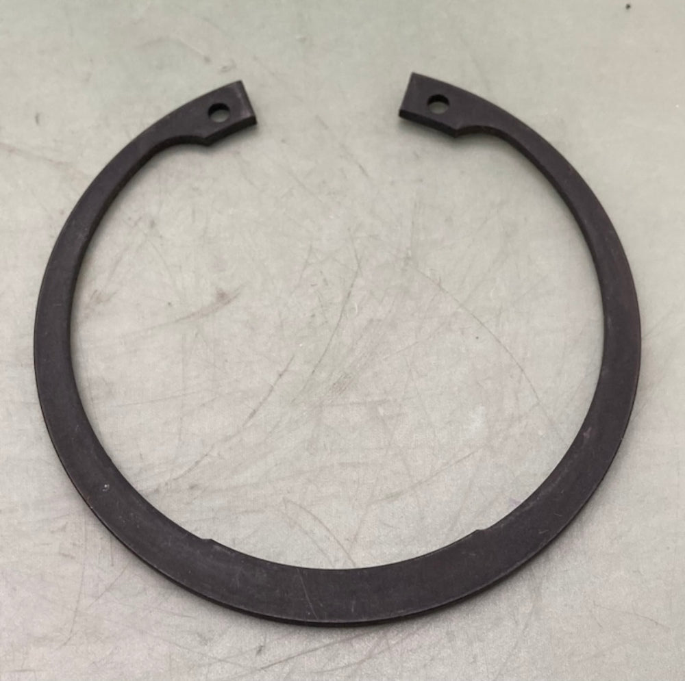 CNH 317521A1 Ring Snap New Genuine