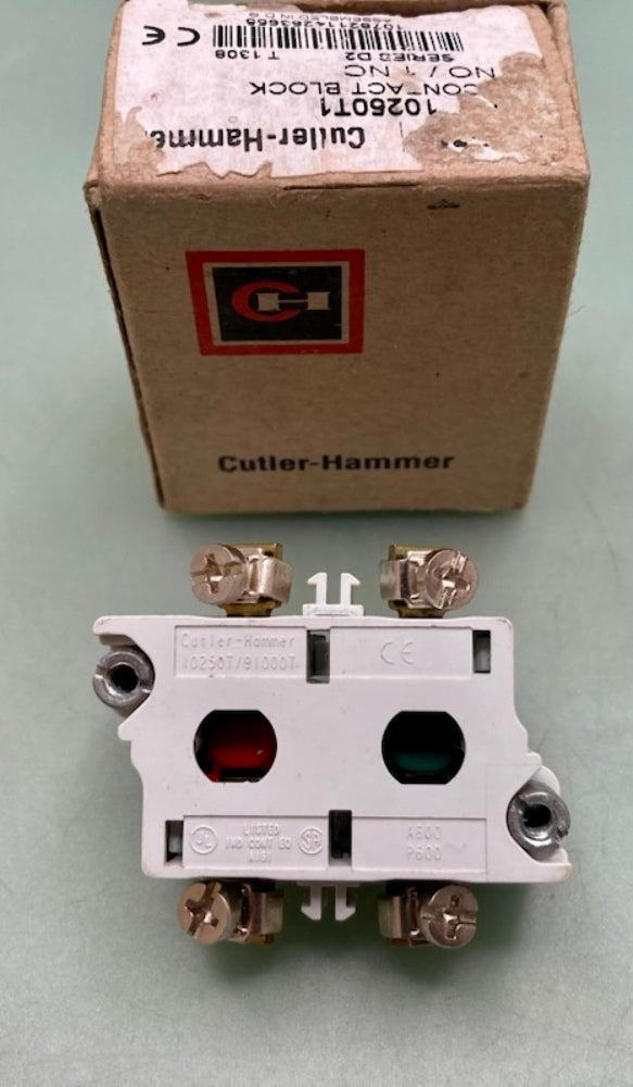 CNH Industrial 10250T1 contact block Cutler Hammer New Genuine