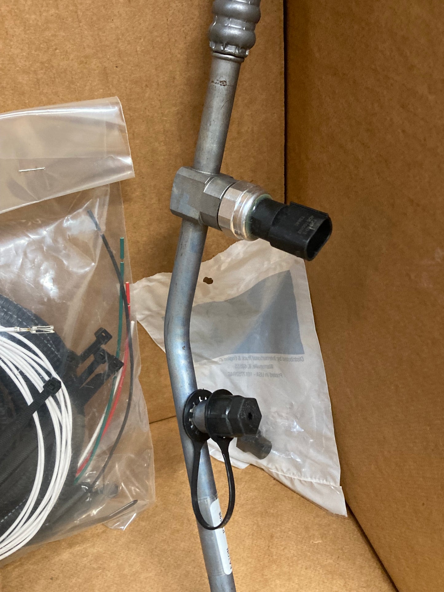 New Genuine International 2514362C93 HVAC Pressure Sensor Conversion Kit