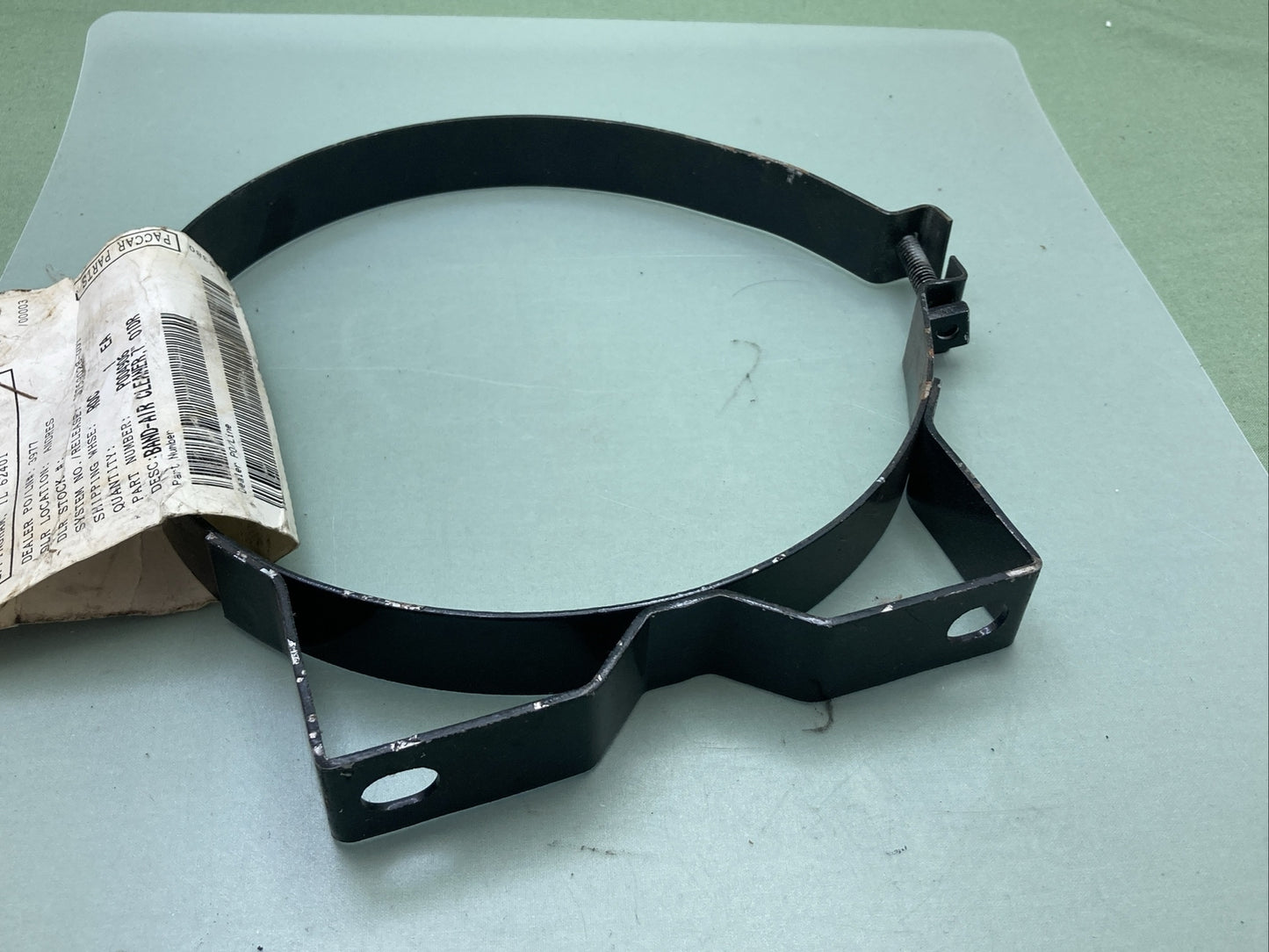NEW PETERBILT P004906 BAND-AIR CLEANER MOUNT