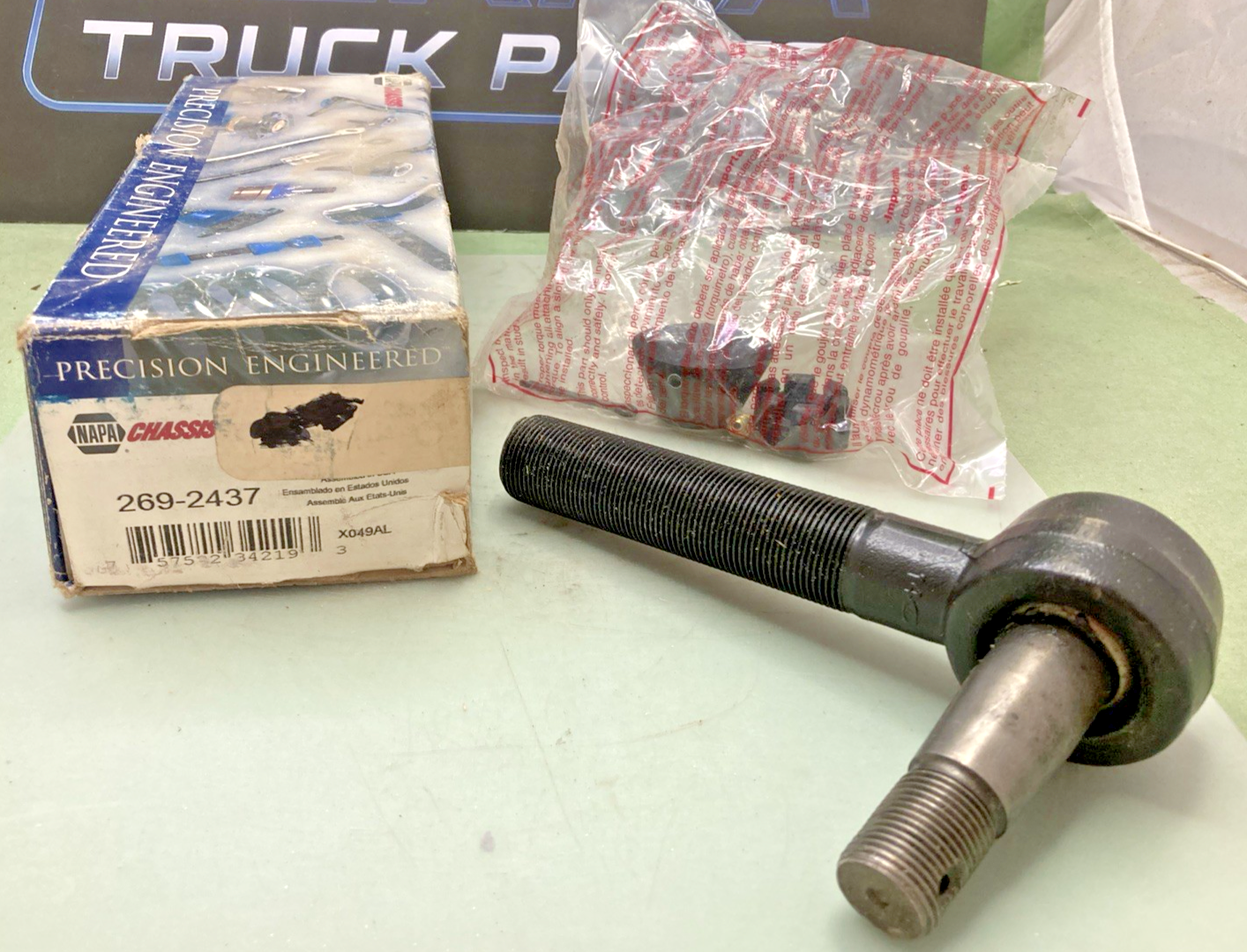 New Genuine Napa 269-2437 Tie Rod