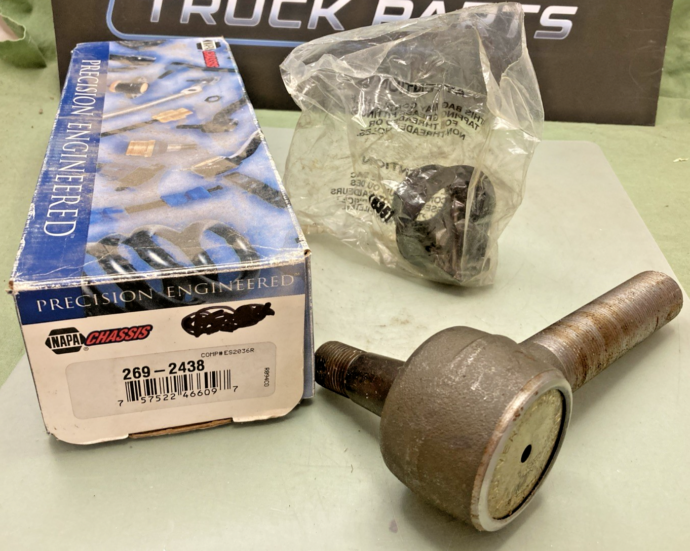 New Genuine Napa 269-2438 Tie Rod End