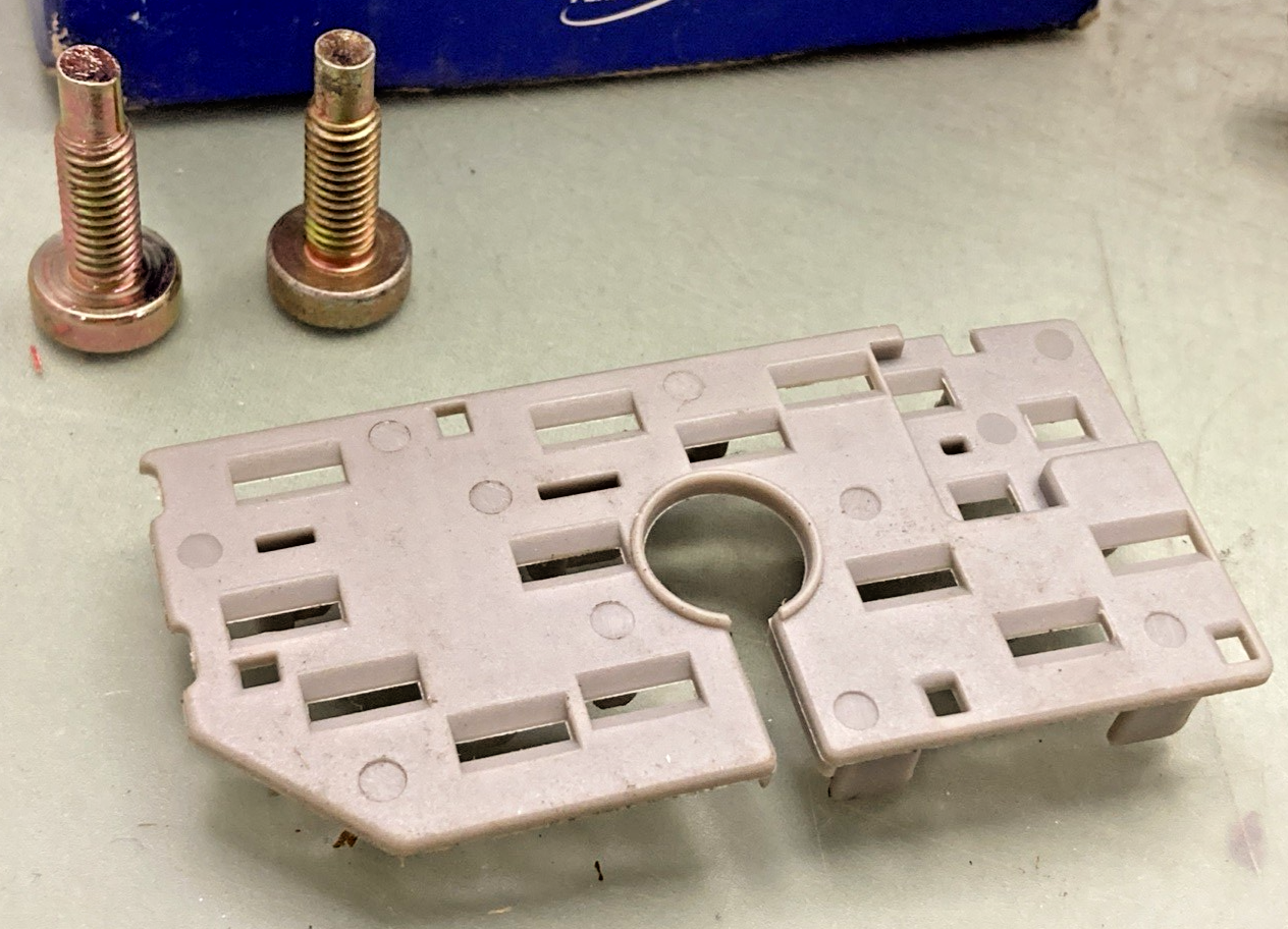 Genuine Napa Echlin KS6667 Ignition Starter Switch