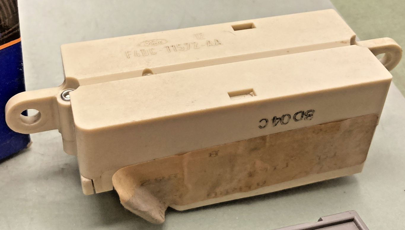 Genuine Napa Echlin KS6667 Ignition Starter Switch