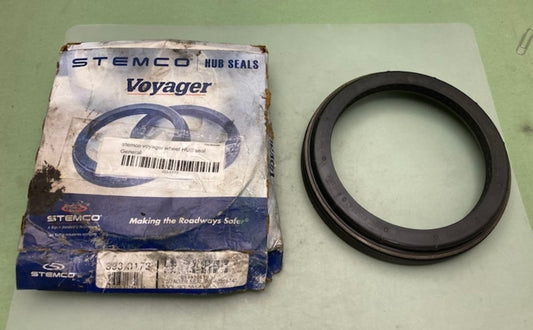 Stemco 393-0173 Drive Axle Wheel Oil Seal New Genuine