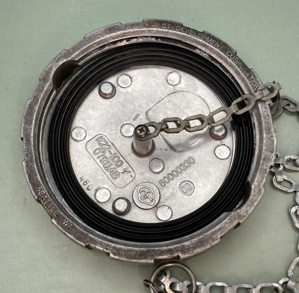 Kenworth K22-100 60000330 Fuel Tank Cap