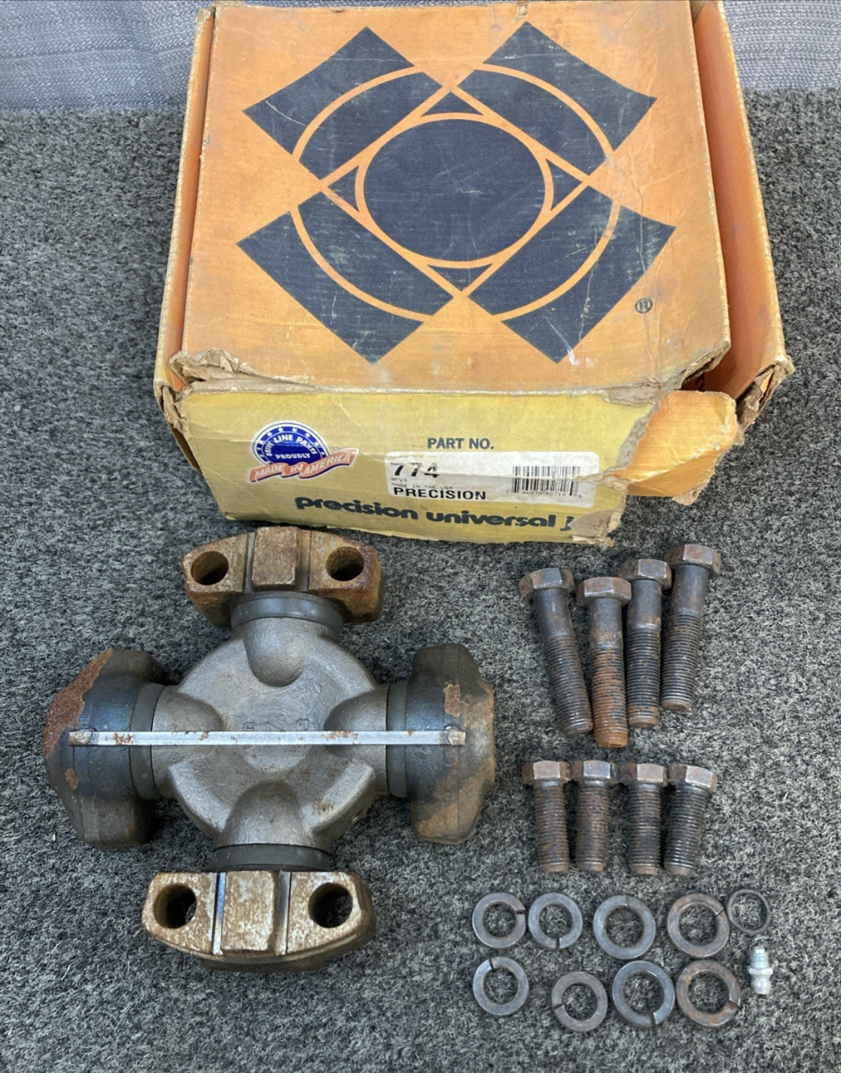 New Genuine Moog 774 Precision U-Joint