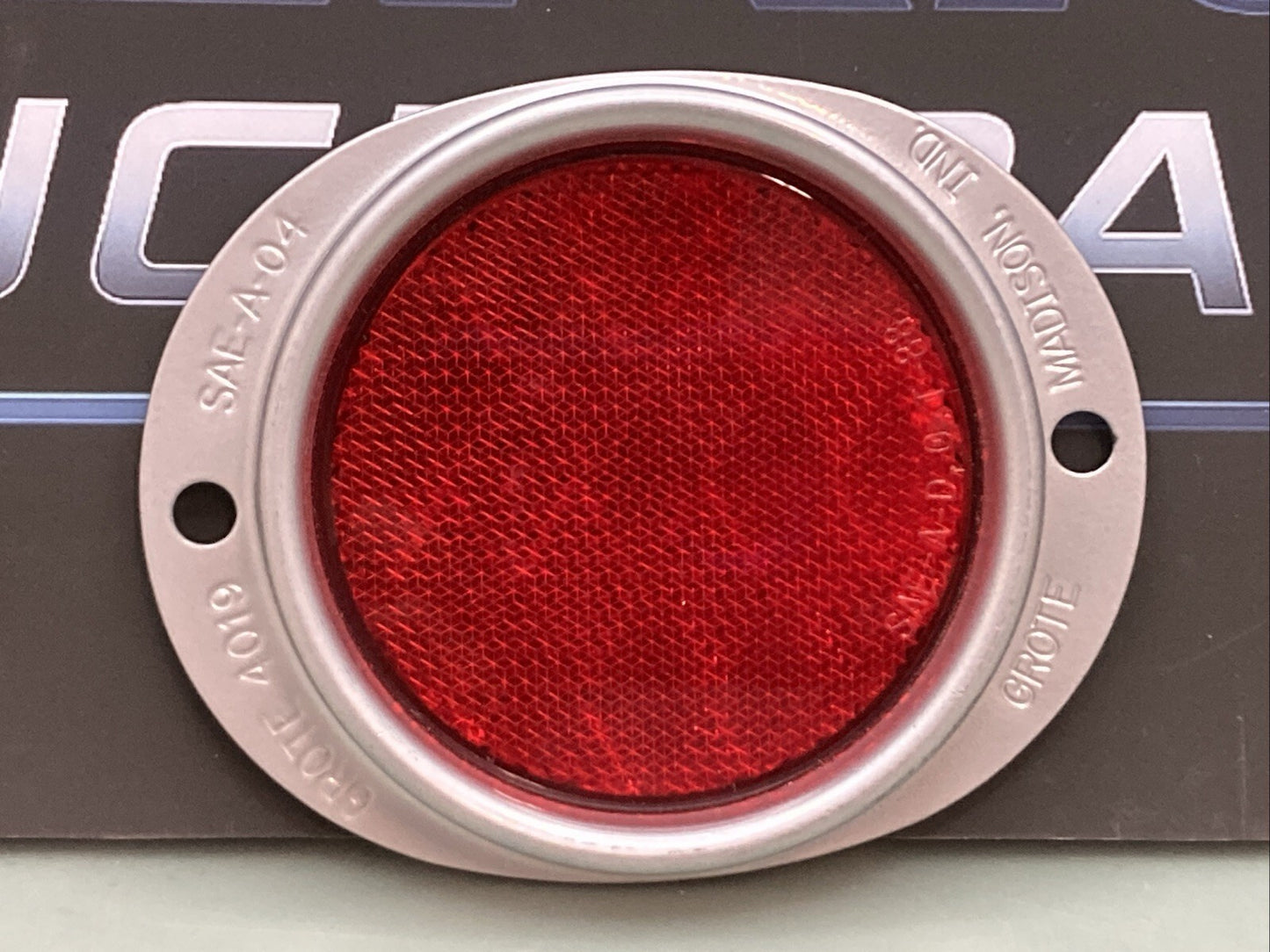 New Genuine Grote 4019 Round, Red, 4 11/16 in Overall Lg, 3/4 in Overall Wd