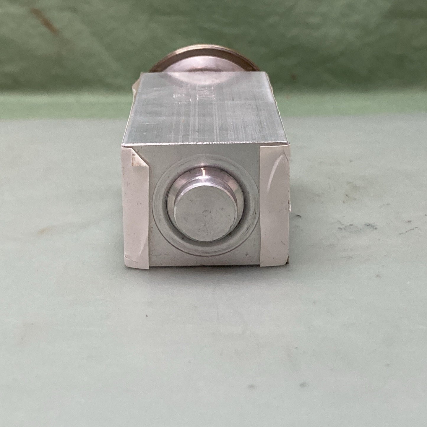 New Genuine Napa 932136 A/C Expansion Valve