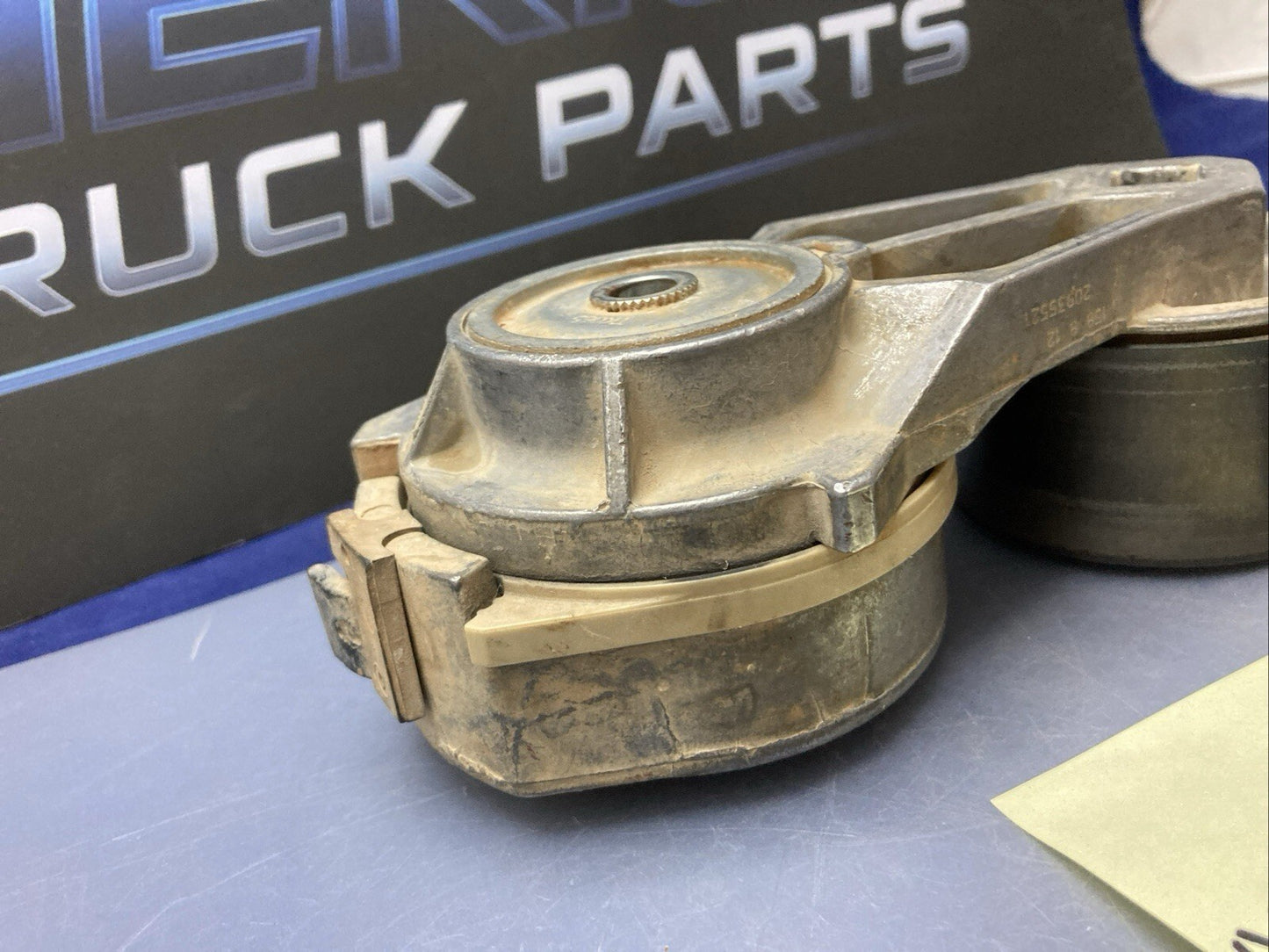 GENUINE DAYCO APV3088 BELT TENSIONER