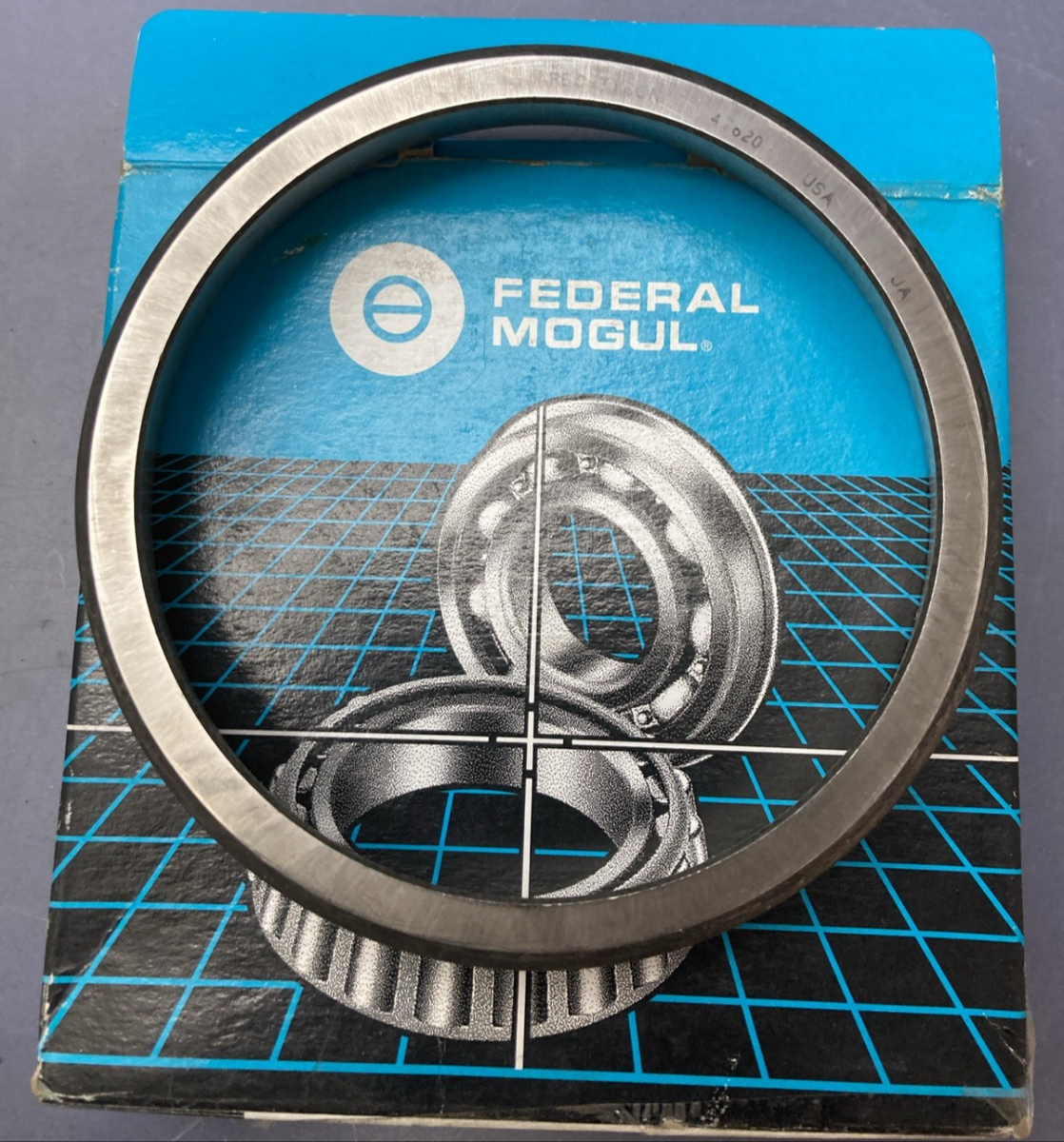 NEW GENUINE FEDERAL MOGUL 47620 BEARING RING CUP