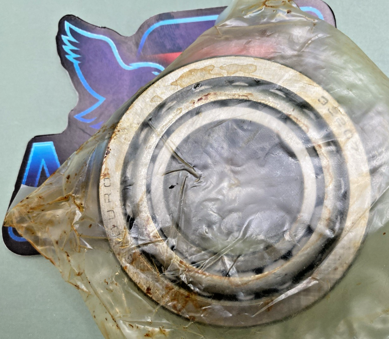 New Genuine Clark 927816 Bearing, Cup 32207 and Cone 32207