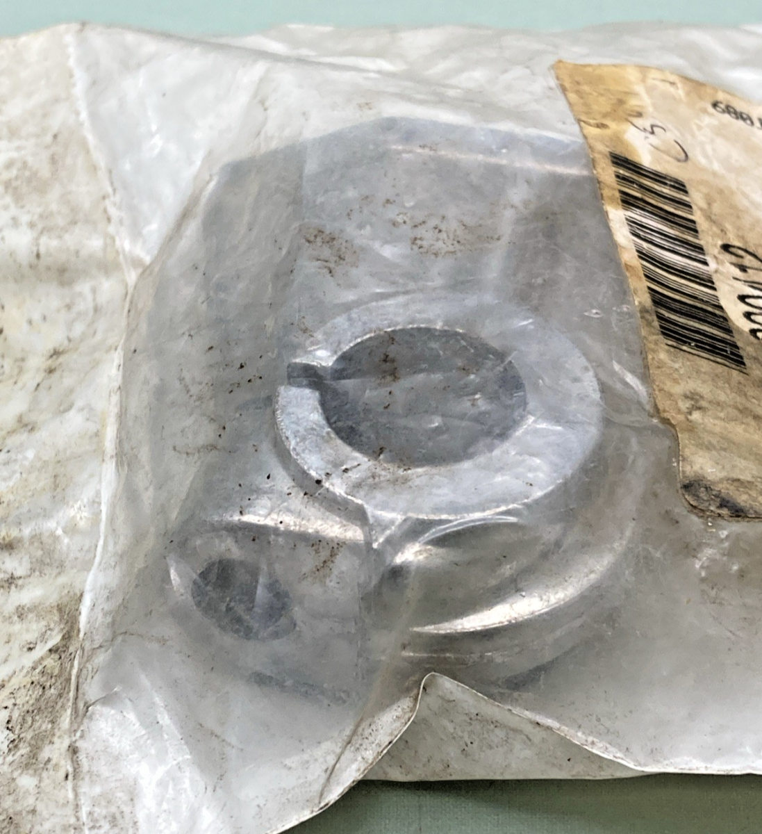 New Genuine Clark 890412 Rocker Arm Bracket – Merica Truck Parts