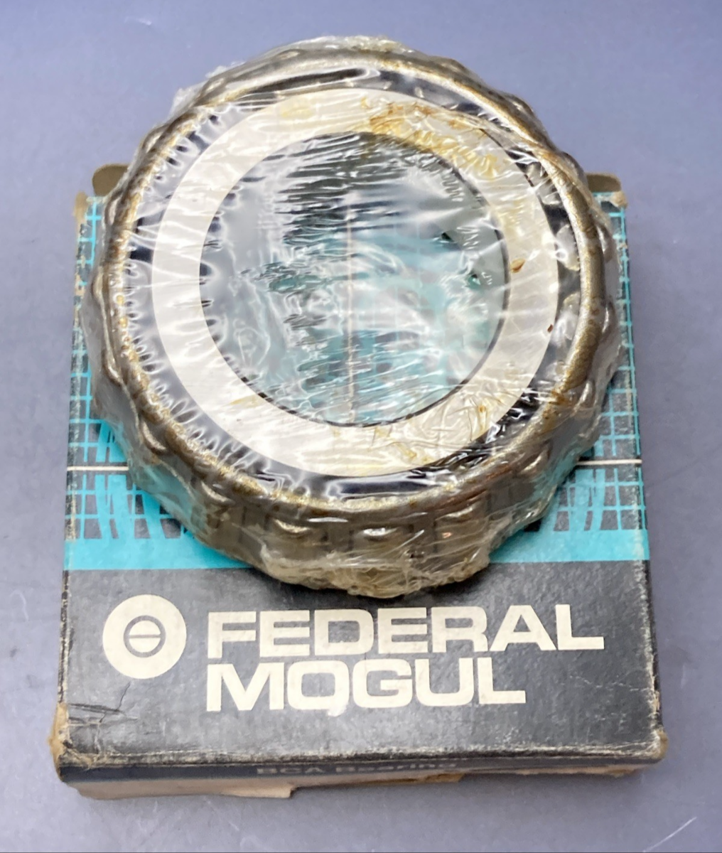 NEW GENUINE FEDERAL MOGUL 555-S TAPERED ROLLER BEARING, CONE