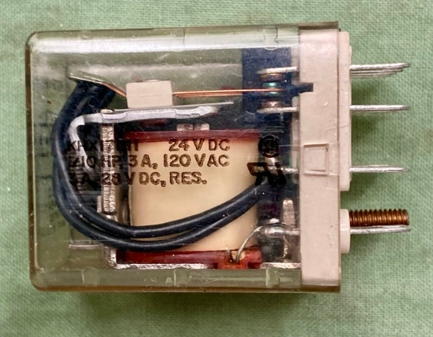 Reliance Renewal KH-4273-4 Relay/Socket New Genuine