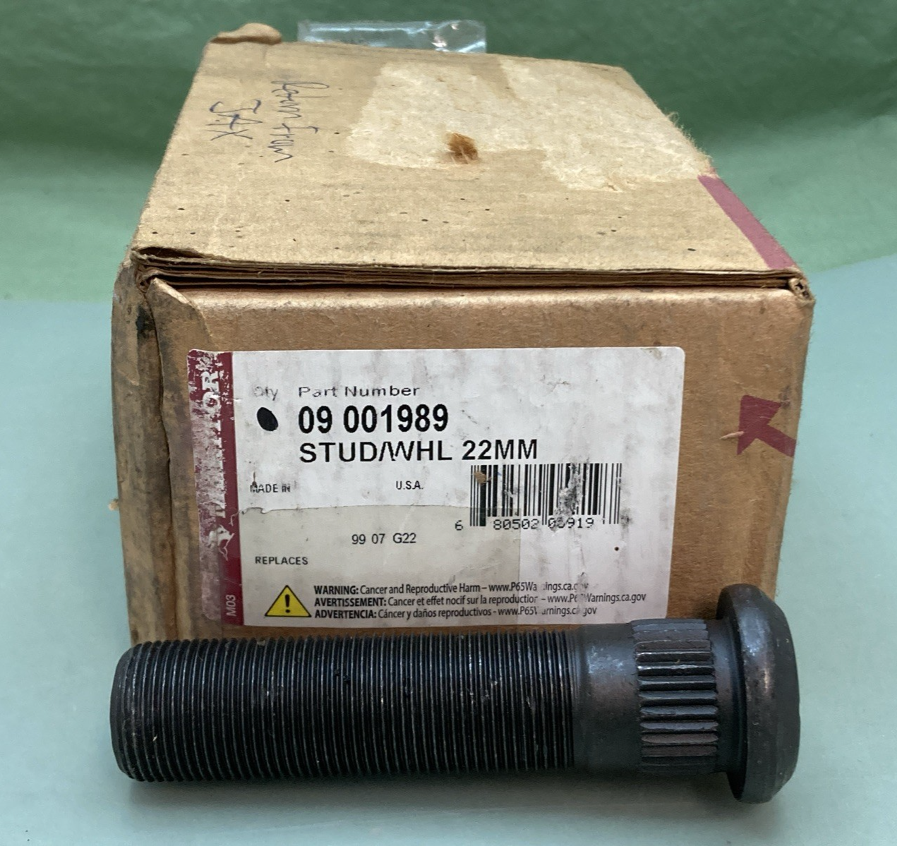 QTY 4 New Genuine Meritor 09001989 Wheel Stud RH Thread