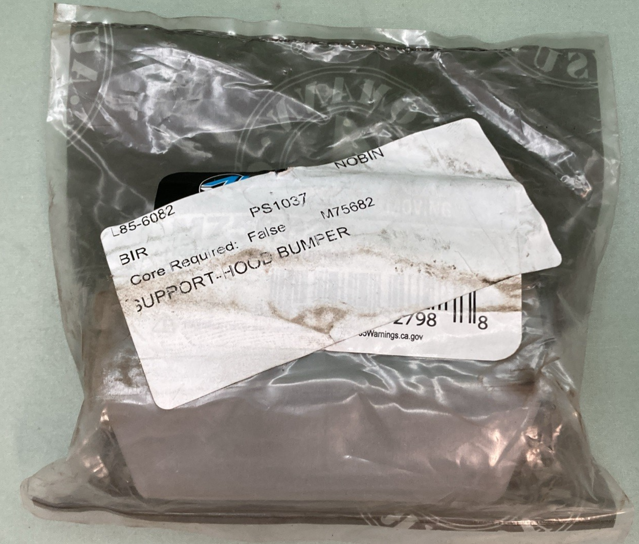 New Genuine Automann M75682 HOOD BUMPER PETERBILT