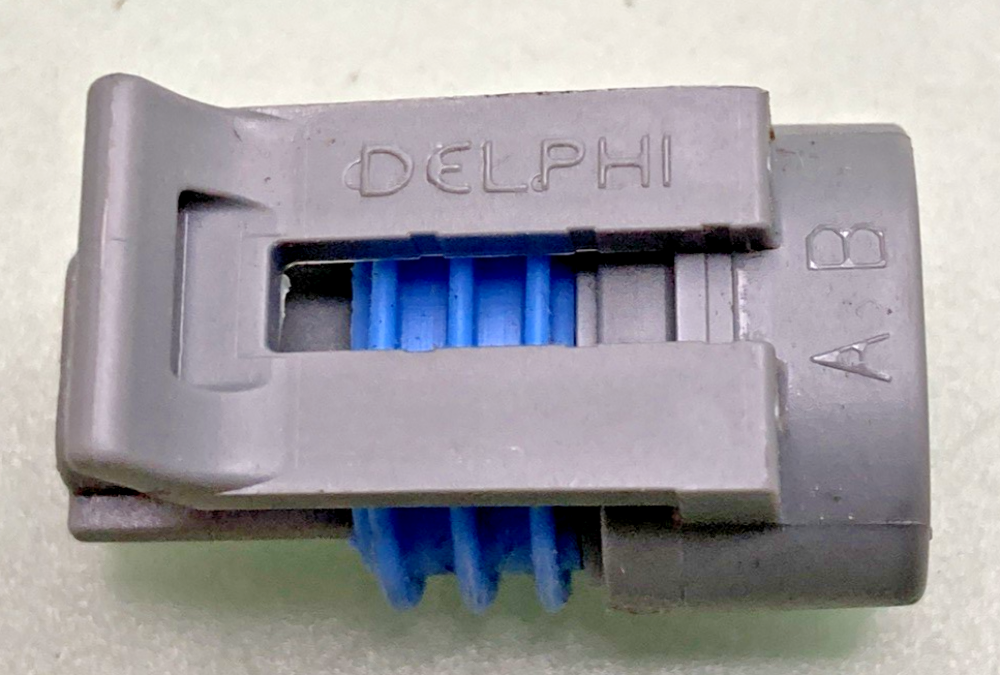 New Genuine Delphi 12162197 2-Way Female Metri-Pack Housing, 150.2 Series