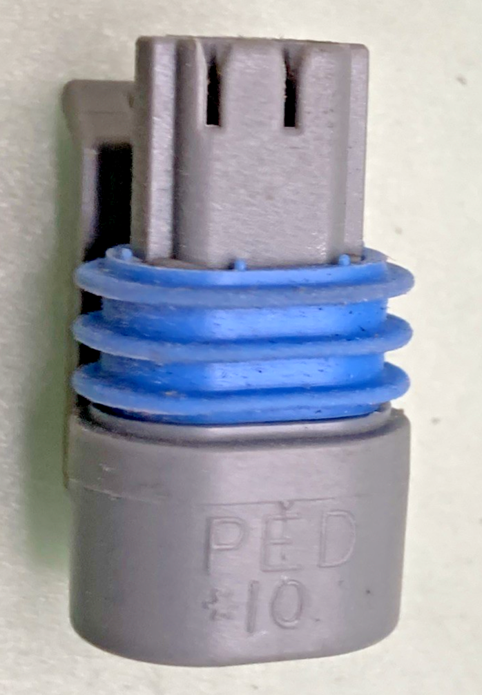 New Genuine Delphi 12162197 2-Way Female Metri-Pack Housing, 150.2 Series