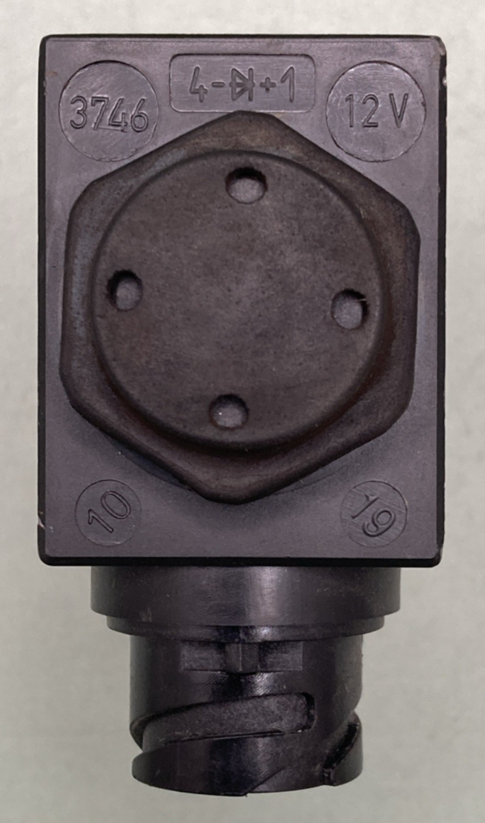 New Genuine Volvo 1078315 Solenoid Valve