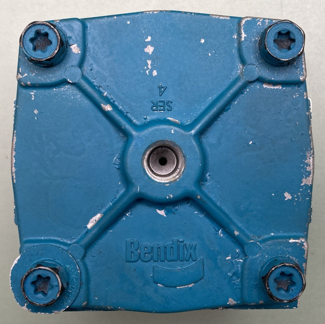 New Genuine Bendix T-294866-D Relay Valve