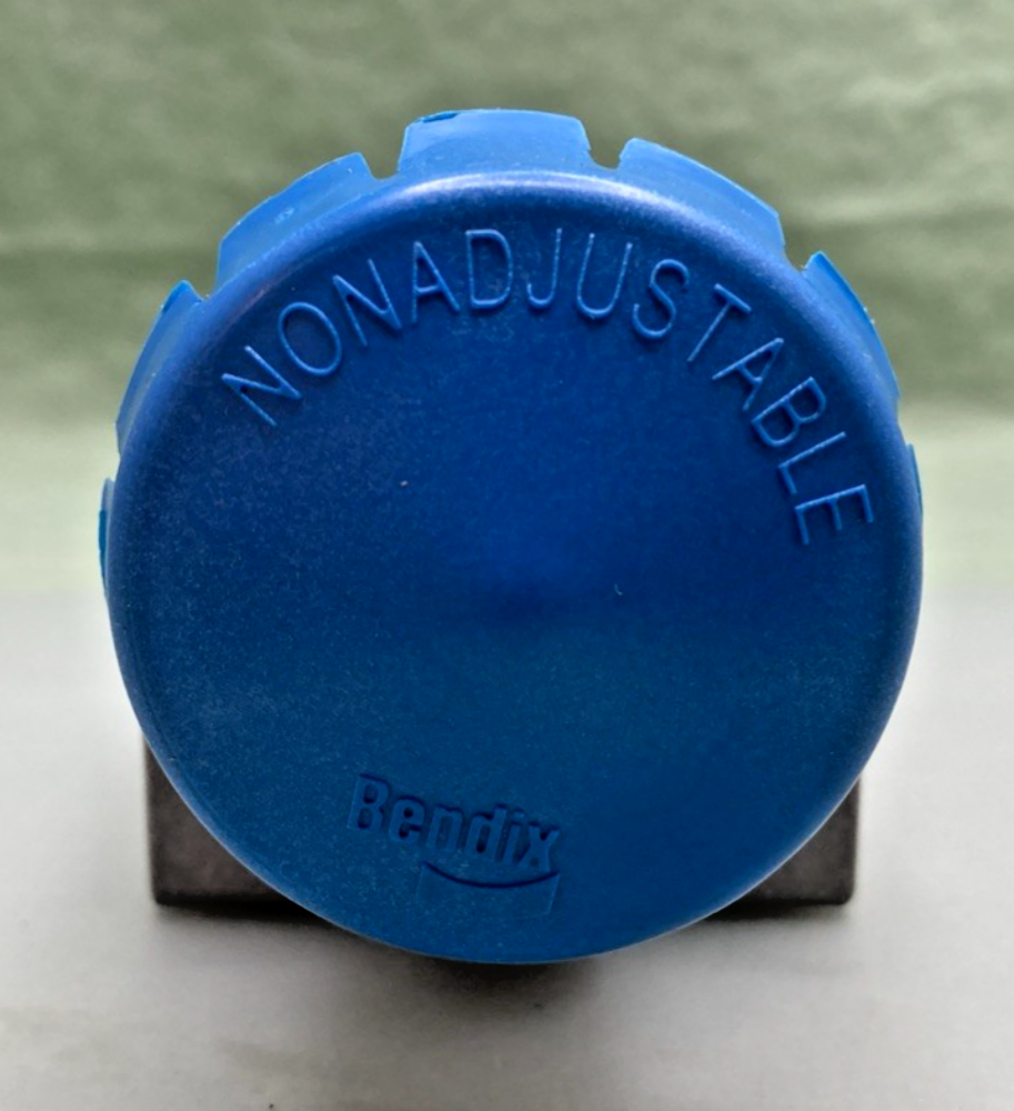 New Genuine Bendix 065018 Governor Valve - 1/8"-27 NPT, Non-Adjustable