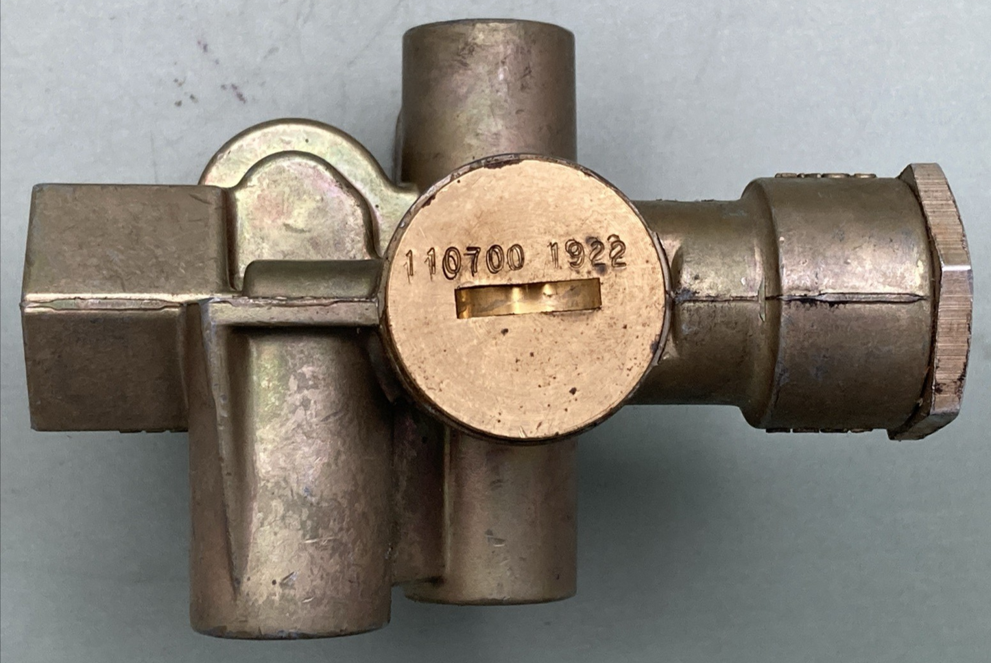 New Genuine Sealco RSL110500 Air Brake Control Valve