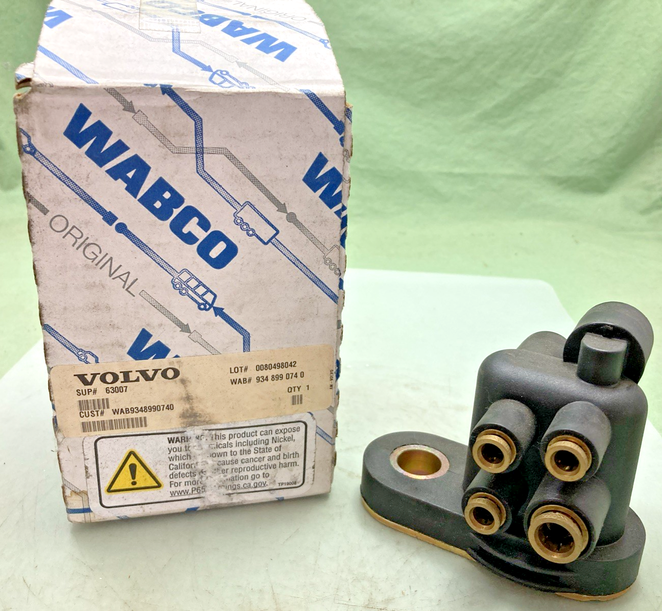 New Genuine Wabco 934 899 074 0 Manifold Protection Valve