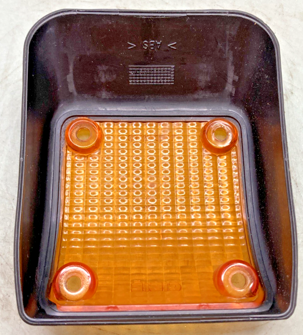 New Genuine Volvo Cibie Amber Lamp Lens