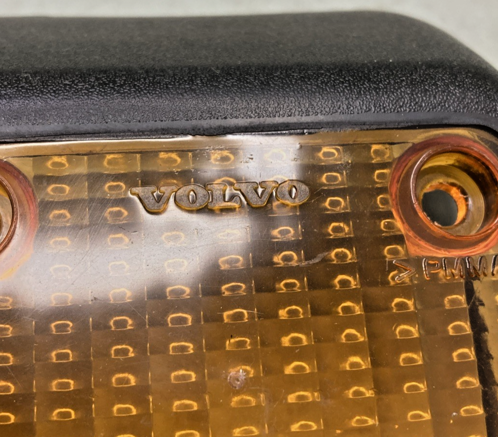 New Genuine Volvo Cibie Amber Lamp Lens