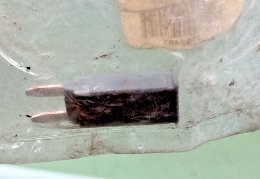 New Replaces Bussmann CB211-25 Circuit Breaker