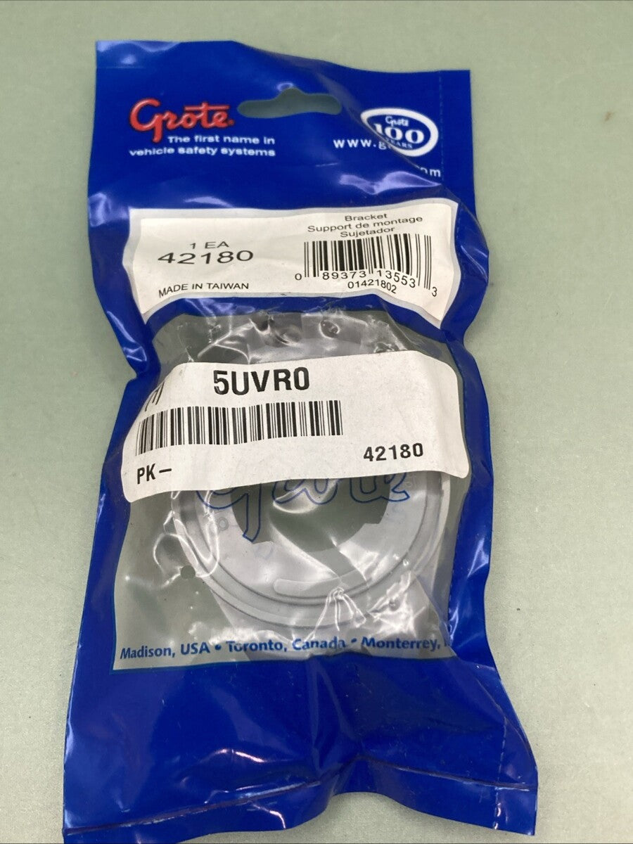 Qty 3 New Genuine Grote 42180 2" Round Twist-In Surface Mount Polycarbonate