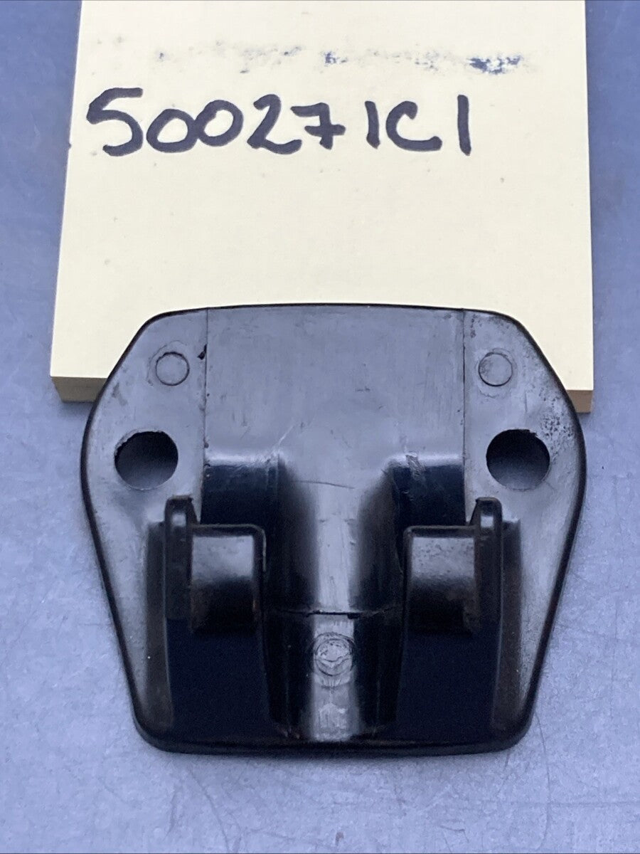 New Replaces International 500271C1 Hood Catch
