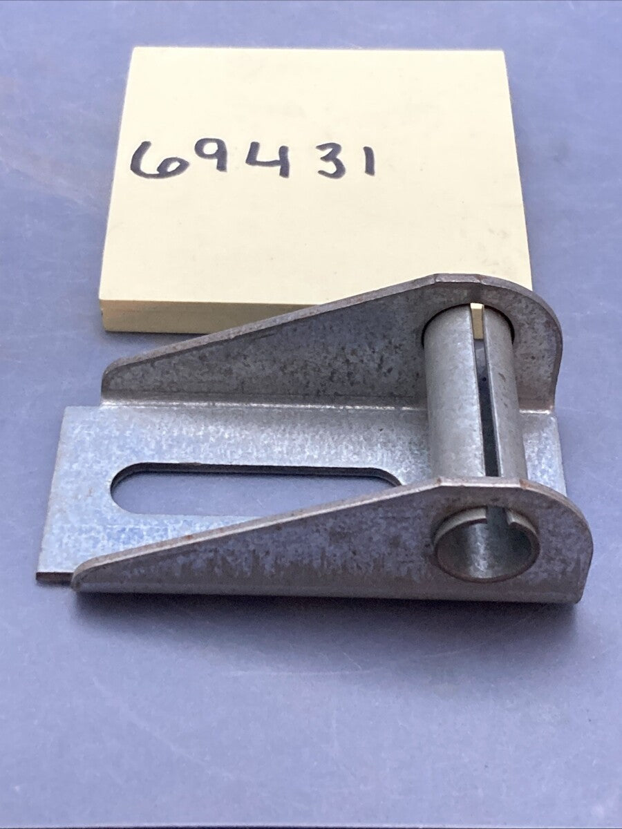 Qty 2 New Replaces Todco 69431 Top Slide Adjustable Top Fixture Bracket